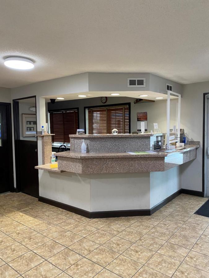 Ramada By Wyndham Sioux Falls