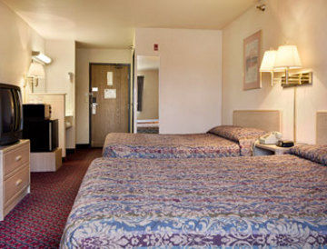 Ramada By Wyndham Hotel 2*